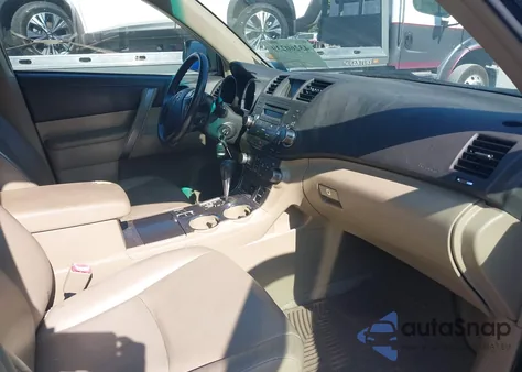 2010 Toyota Highlander Se V6 z USA, uszkodzony, nr VIN 5TDJK3EH4AS030373